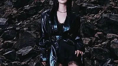 남규리, 울산 해변서 맨발 셔플 댄스 "진짜 극한 직업이야"