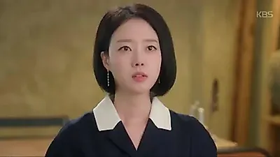 Yoon Da-young corners a rival over slush fund files in Our Happy Days