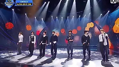알파드라이브원, 'Diamond Hour' 스탠딩 버전으로 엠카운트다운 컴백 무대 공개
