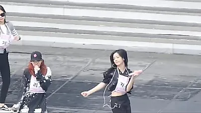 Jennie’s ‘HEAVEN’ stage races past 1M views after Governor’s Ball