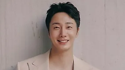 정일우, 지드래곤·송강호 소속 갤럭시코퍼레이션과 전속계약 체결