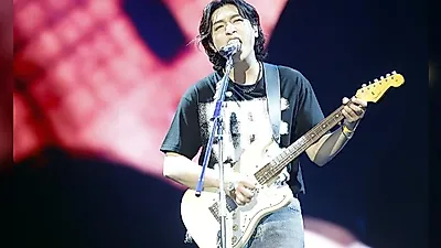 영케이 정규 2집 트랙리스트 공개, 타이틀곡 'Shut The Door' 포함 총 15곡 수록