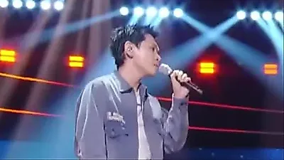 크러쉬, '더 시즌즈'서 이별의 두려움 꺼냈다…'함께라면 행복' 고백