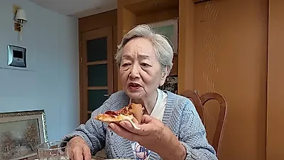 김영옥, 남편 떠나보낸 뒤 첫 영상…빈 의자 고백하고 두산 마운드에
